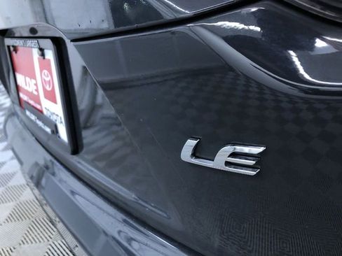 Certified 2025 Toyota Corolla LE image 15