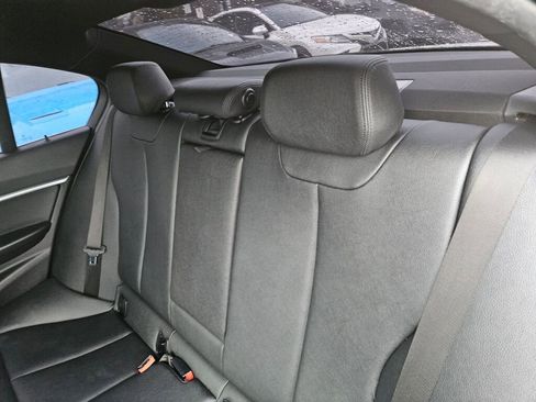 Used 2017 BMW 330i xDrive Sedan image 23