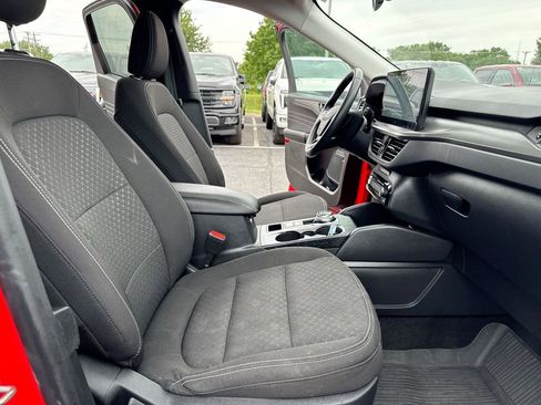 Used 2024 Ford Escape Active w/ Tech Pack #1 AWD/4WD image 14