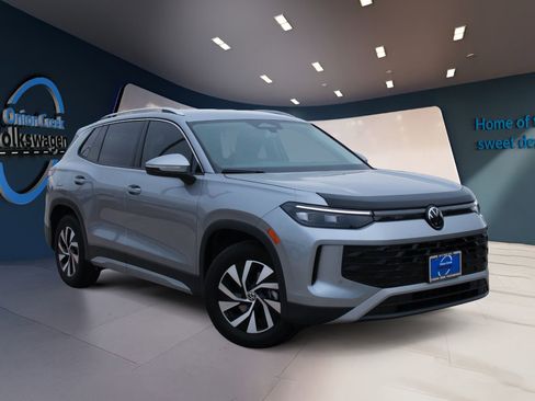 New 2026 Volkswagen Tiguan S FWD image 1