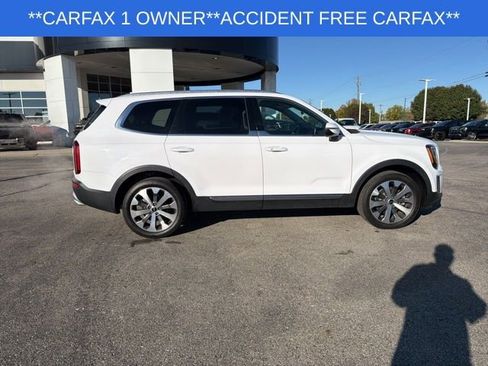 Used 2022 Kia Telluride EX w/ EX Premium Package image 13