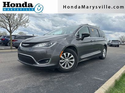 Used 2017 Chrysler Pacifica Touring-L