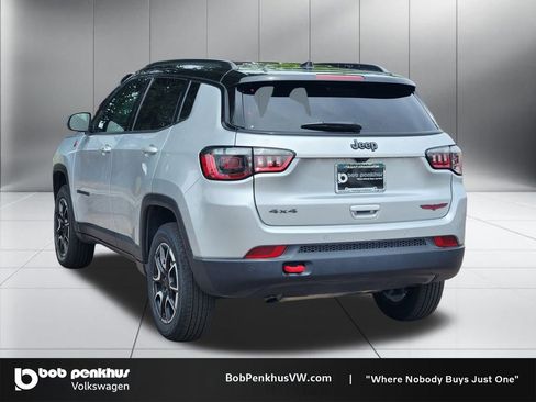 Used 2024 Jeep Compass Trailhawk AWD/4WD image 27