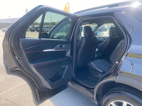Certified 2026 Ford Explorer ST-Line AWD/4WD image 28