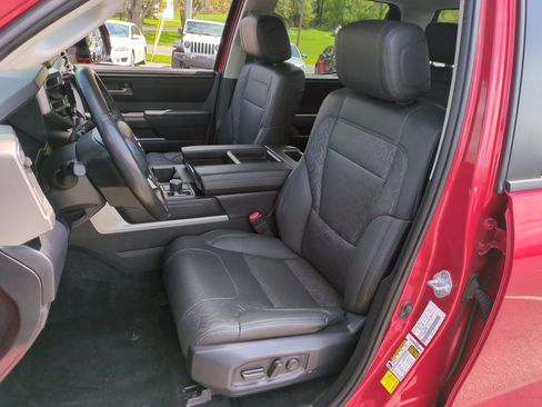 Used 2024 Toyota Tundra SR5 w/ SR5 Premium Package AWD/4WD image 11