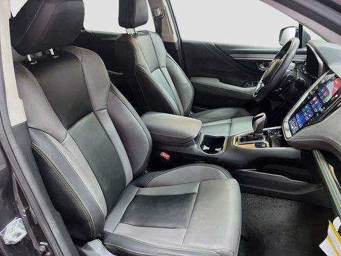 Used 2025 Subaru Outback Onyx Edition XT AWD/4WD image 29