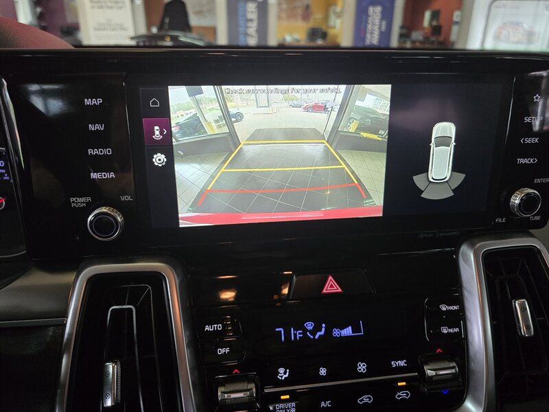 Used 2022 Kia Sorento S AWD/4WD image 28