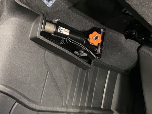 Used 2025 Chevrolet Silverado 3500 LT w/ All Star Edition image 13