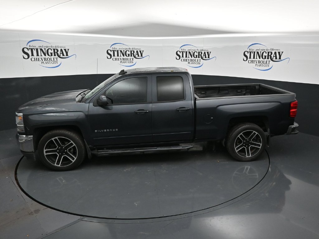 Used 2018 Chevrolet Silverado 1500 LT w/ All Star Edition RWD image 21