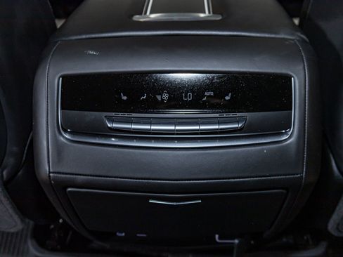 Used 2025 Cadillac Escalade Sport Platinum image 23