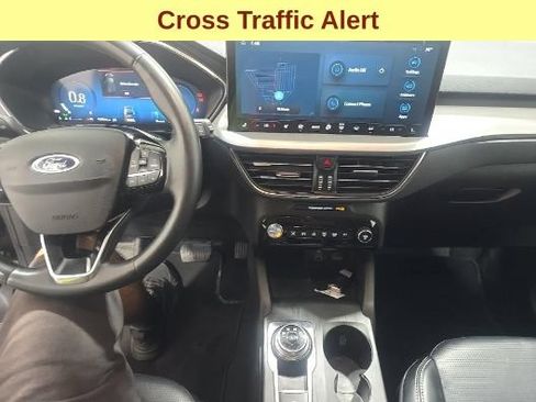 Used 2024 Ford Escape Platinum AWD/4WD image 11