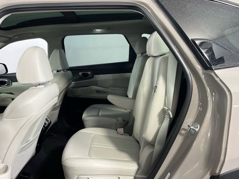 Used 2025 Kia Sorento X-Line EX image 25