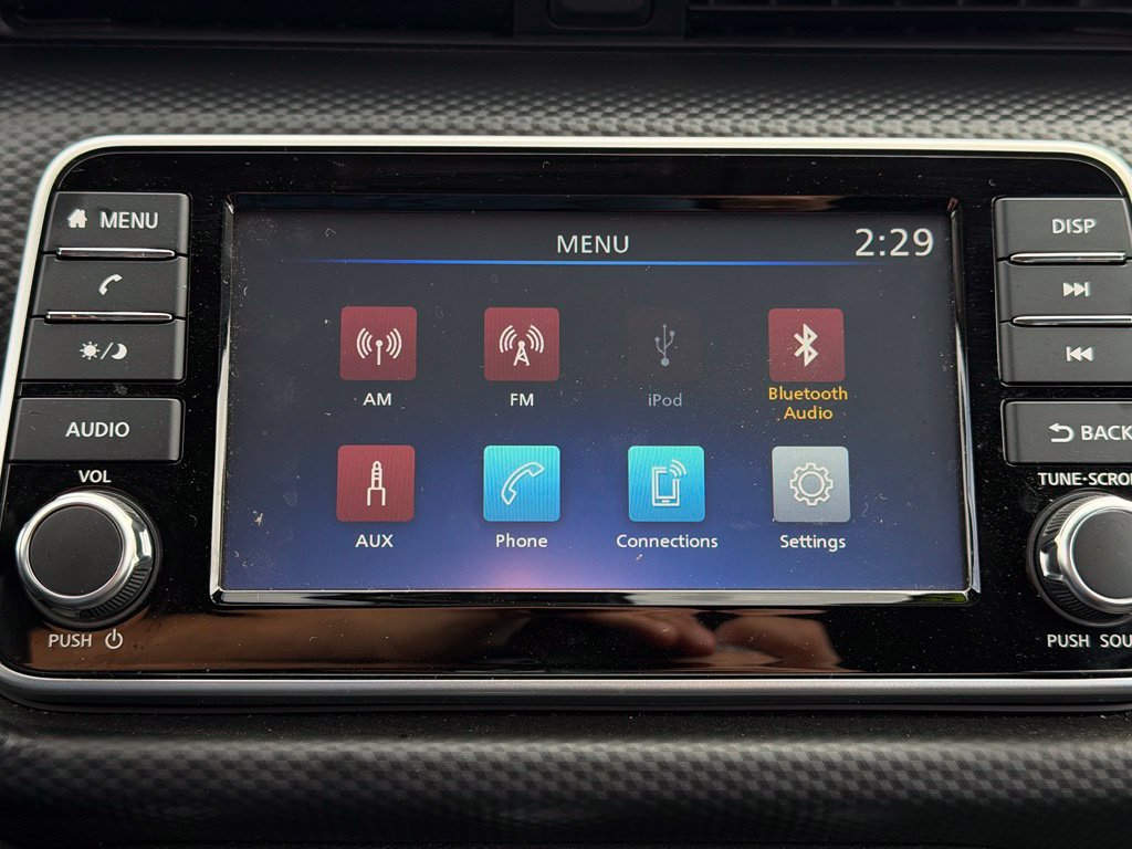 Certified 2025 Nissan Kicks Play S FWD image 29