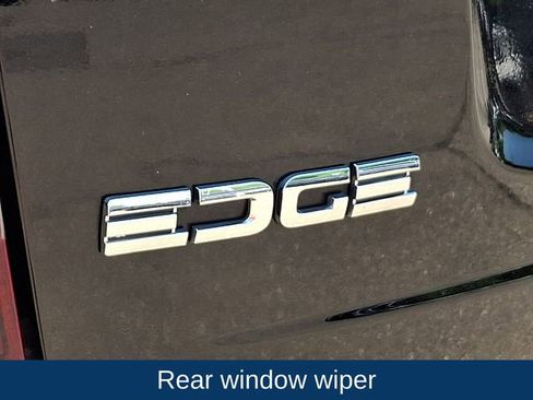Used 2011 Ford Edge SEL w/ 202A Rapid Spec Order Code AWD/4WD image 31