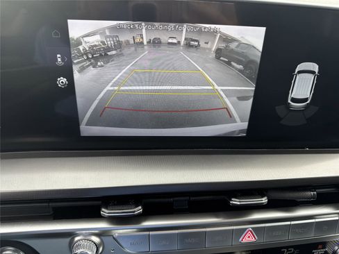 Used 2025 Kia Telluride S AWD/4WD image 25