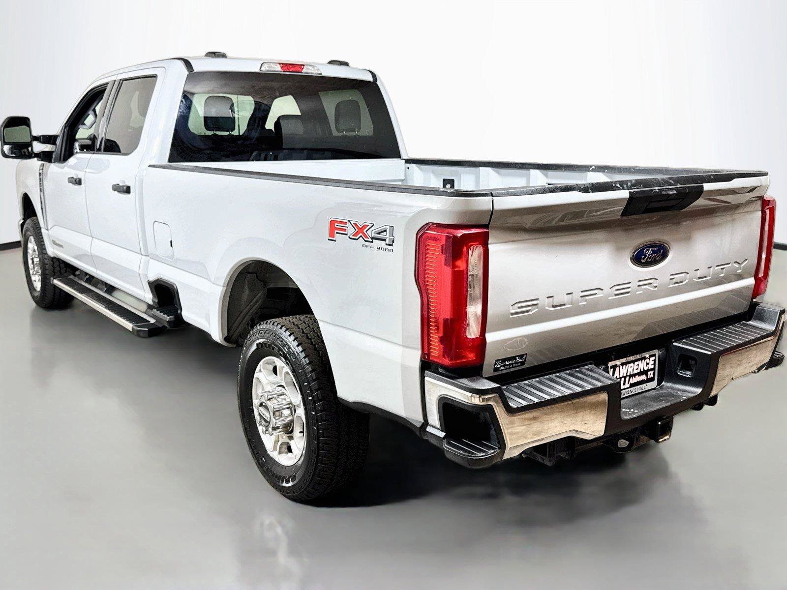 Used 2026 Ford F350 XLT w/ FX4 Off-Road Package AWD/4WD image 6