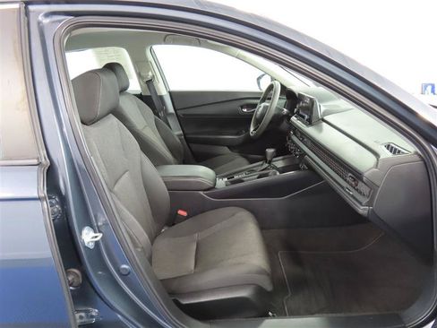 Used 2024 Honda Accord LX image 31