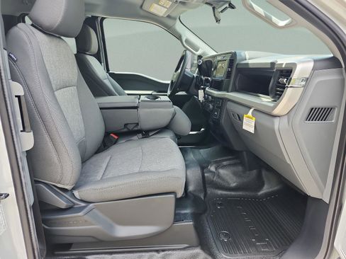 New 2025 Ford F250 XL image 18
