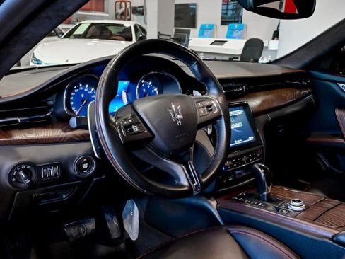 Used 2018 Maserati Quattroporte S GranLusso Q4 AWD/4WD image 13