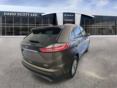 Used 2019 Ford Edge SEL w/ Equipment Group 201A FWD image 3