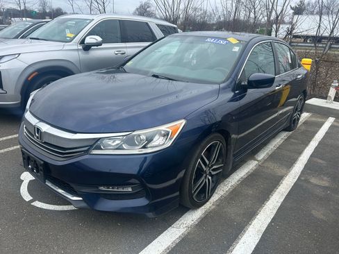 Used 2016 Honda Accord Sport image 3