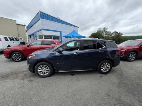 Used 2018 Chevrolet Equinox LT AWD/4WD image 2