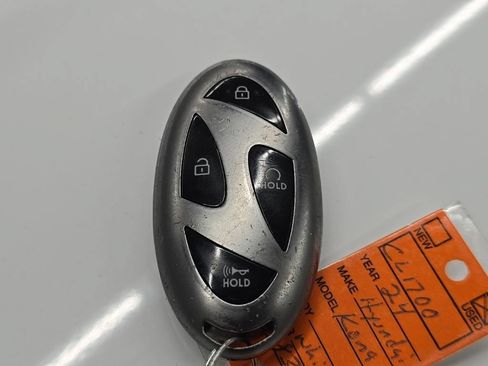 Certified 2024 Hyundai Kona SEL AWD/4WD image 43