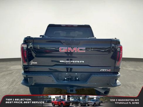 Used 2025 GMC Sierra 2500 AT4 w/ AT4 Premium Plus Package AWD/4WD image 6