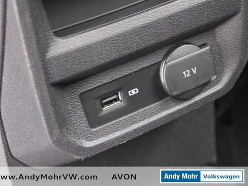 Used 2019 Volkswagen Tiguan SE image 29