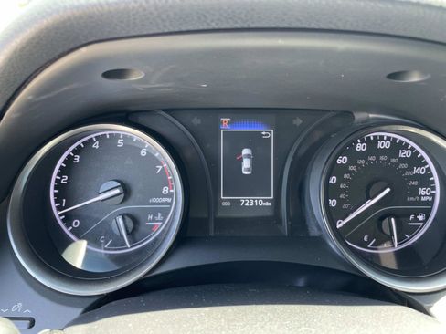 Used 2021 Toyota Camry SE FWD image 22