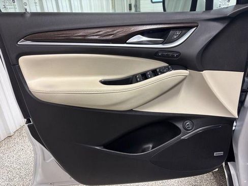 Used 2022 Buick Enclave Avenir w/ Trailering Package, 5000 lbs. image 27