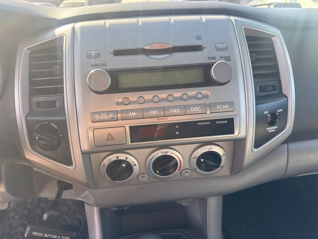 Used 2005 Toyota Tacoma 4x4 Access Cab image 13