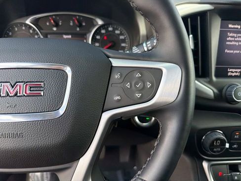 Used 2023 GMC Terrain SLT w/ Infotainment Package II FWD image 27