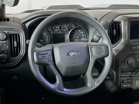 Used 2025 Chevrolet Silverado 1500 Custom Trail Boss AWD/4WD image 18