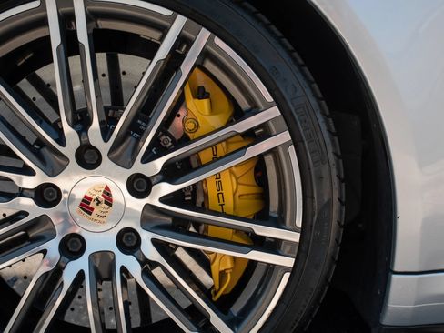 Used 2014 Porsche 911 Turbo S AWD/4WD image 41