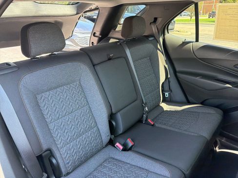 Used 2024 Chevrolet Equinox LT AWD/4WD image 30