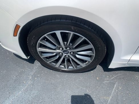 Used 2019 Lincoln MKZ Premiere FWD image 28
