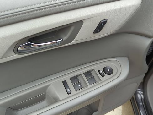 Used 2016 Chevrolet Traverse LS AWD/4WD image 8