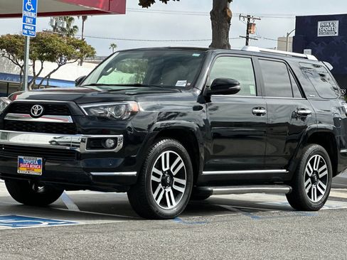 Used 2016 Toyota 4Runner Limited AWD/4WD image 8