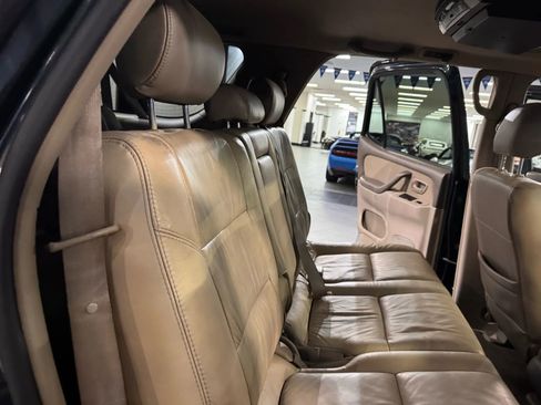 Used 2006 Toyota Sequoia SR5 image 15