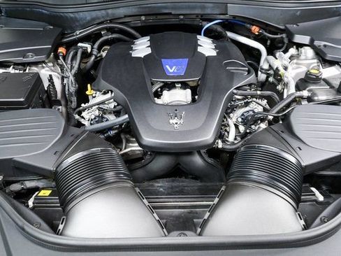 Used 2022 Maserati Levante S GranSport AWD/4WD image 36