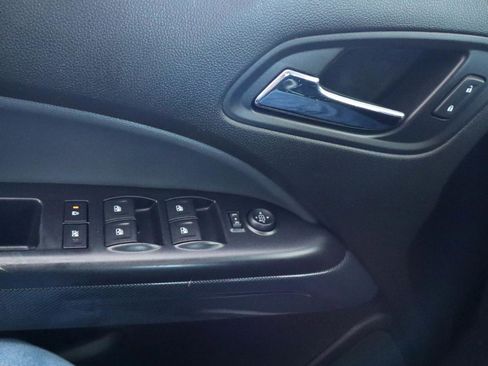 Used 2015 Chevrolet Colorado Z71 image 25