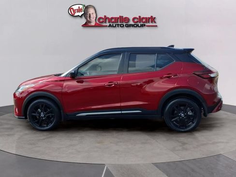 Used 2024 Nissan Kicks SR FWD image 2