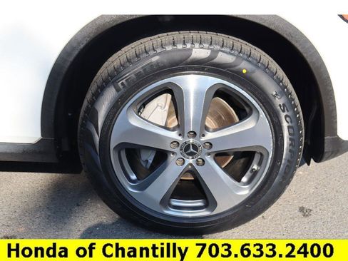 Used 2022 Mercedes-Benz GLC 300 4MATIC image 30