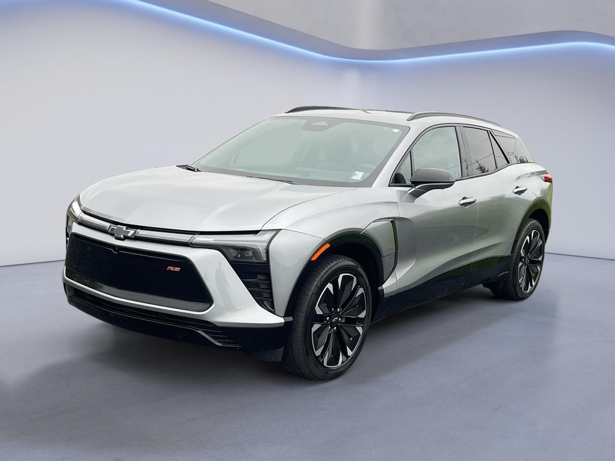 Used 2024 Chevrolet Blazer EV RS AWD/4WD image 2