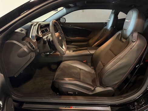 Used 2013 Chevrolet Camaro ZL1 image 9