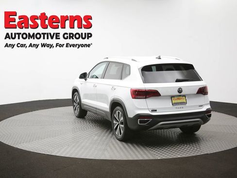 Used 2022 Volkswagen Taos SE AWD/4WD image 64