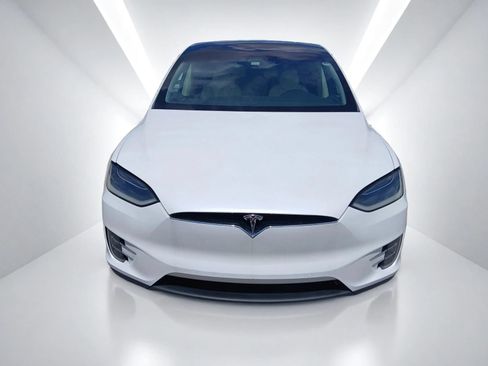 Used 2019 Tesla Model X P100D AWD/4WD image 6