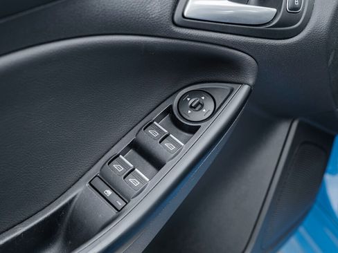 Used 2017 Ford Focus RS image 23