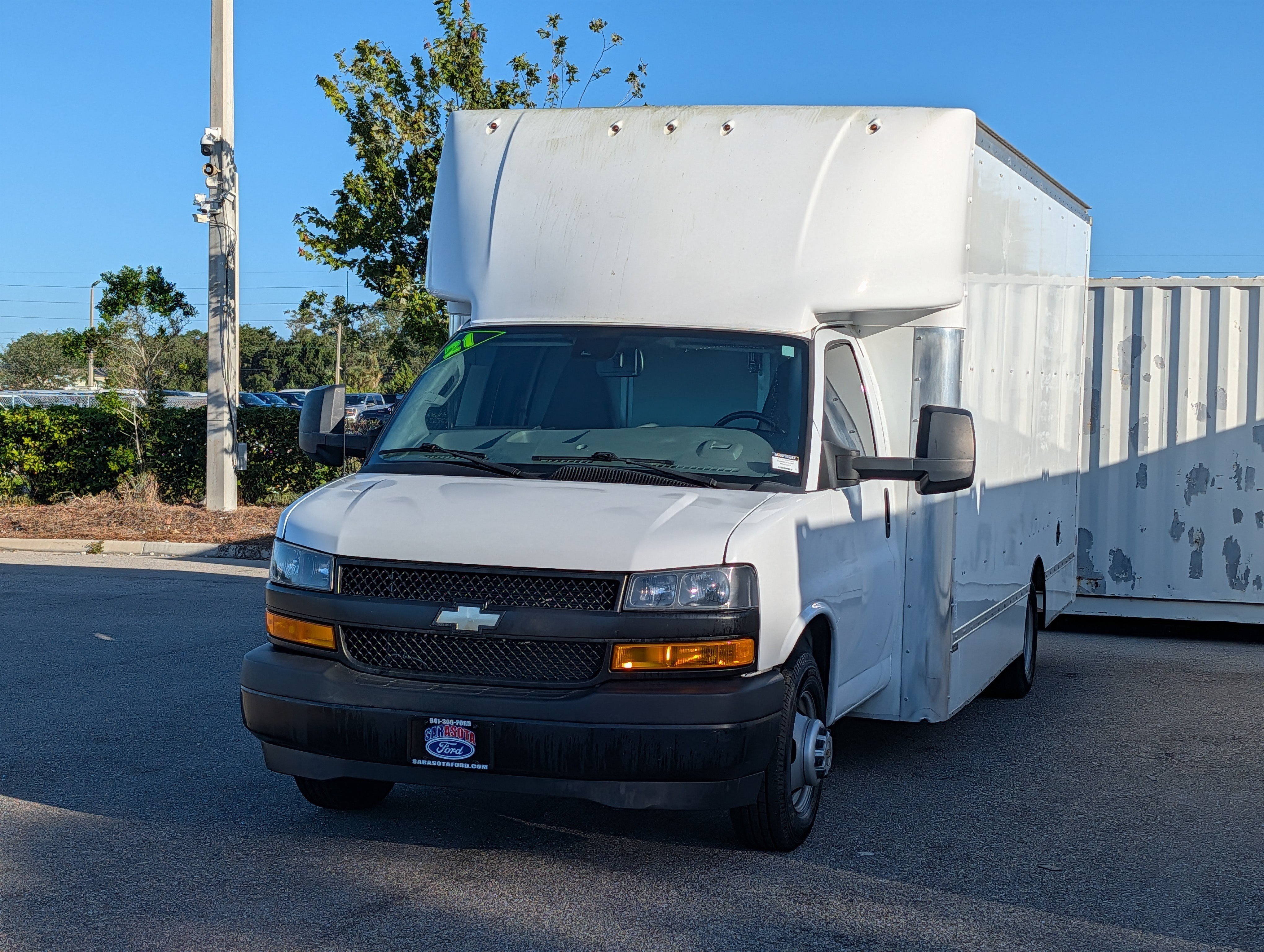 Used 2021 Chevrolet Express 3500 w/ Power Convenience Package RWD image 8